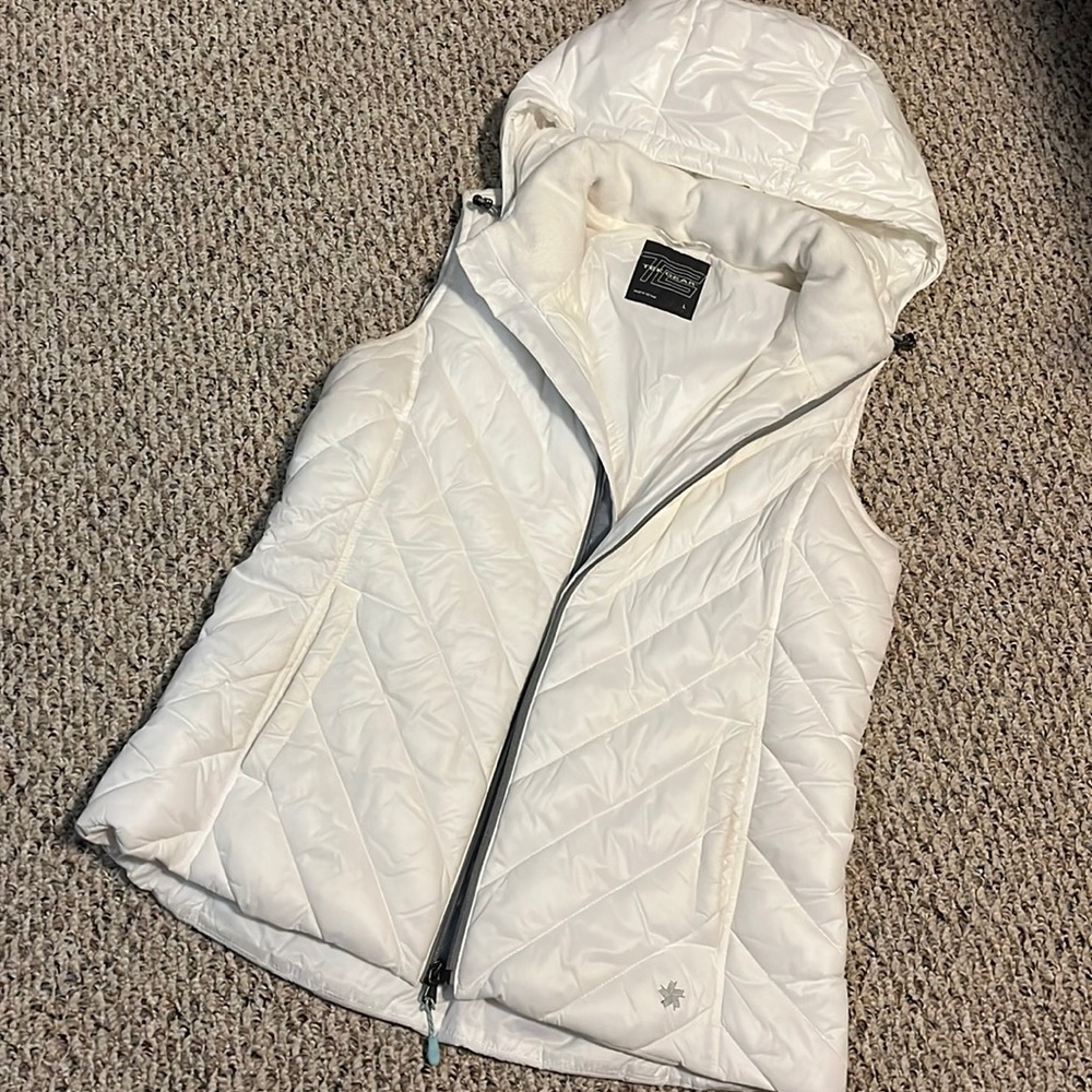 Cream puffer vest